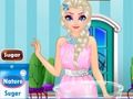 Игра Ледяная королева на кухне  онлайн