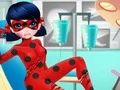 Игра Dotted Girl Ambulance For Superhero онлайн