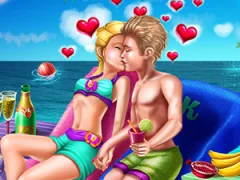 Игра Ellie Private Beach онлайн