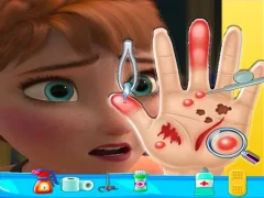 Игра Anna hand doctor онлайн