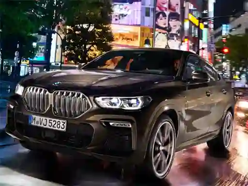 Игра BMW X6 M50I онлайн