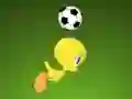 Игра Looney Tunes Floating Futbol онлайн