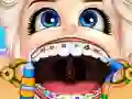 Игра Baby Elsa Wears A Brace онлайн