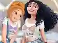 Игра Disney Mom & Daughter Shopping Day онлайн