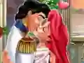 Игра Mermaid Princess Mistletoe Kiss онлайн