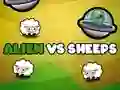 Игра Alien Vs Sheep онлайн