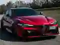 Игра Alfa Romeo Giulia GTA Slide онлайн