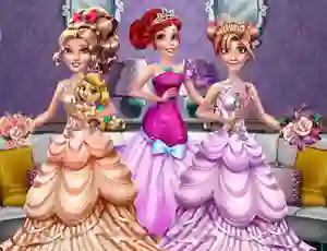 Игра Princesses Homecoming Party онлайн