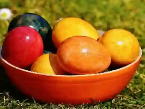 Игра Shell Eggs Colored Jigsaw онлайн