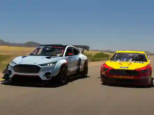 Игра Drifting Mustang Slide онлайн