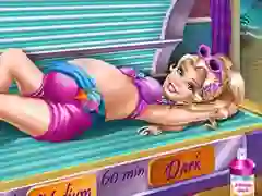 Игра Pregnant Princess Tanning Solarium онлайн
