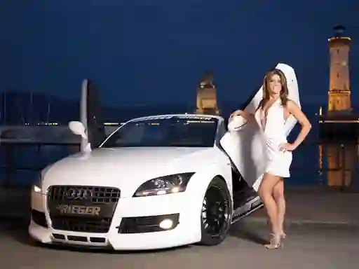 Игра Miss Tuning Show Girls онлайн