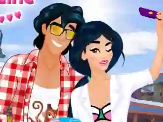 Игра Couple Travel Selfie онлайн