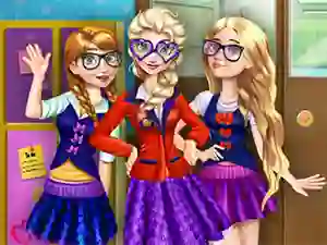 Игра Princess College Fashion онлайн