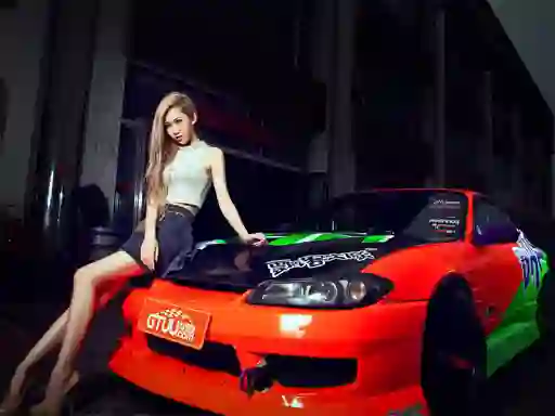 Игра Girls and Cars онлайн