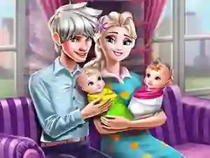 Игра Ice Queen Twins Family Day онлайн